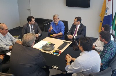Prefeitos se reúnem com superintendente do Banco do Brasil em Alagoas