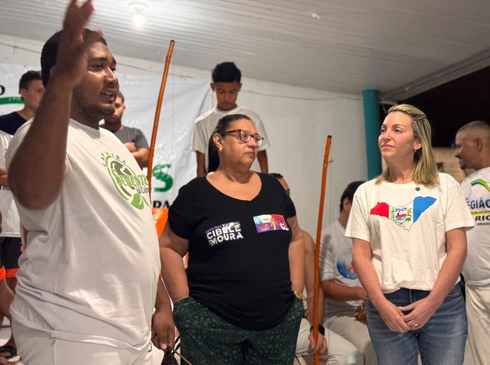 Thais Canuto celebra aniversário de grupo de capoeira e renova compromisso com a cultura em Alagoas