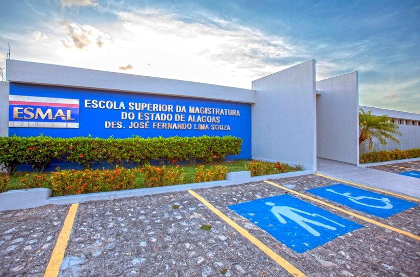 Provas da seleção de estágio em Jornalismo serão aplicadas na segunda