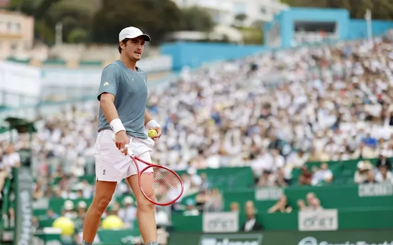 Fonseca encara Djokovic em duelo histórico e realiza sonho diante do ídolo