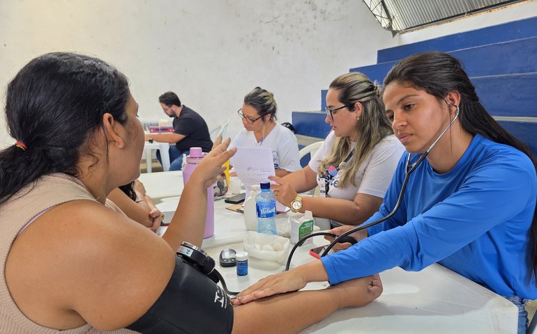 Prefeitura de Maceió monta força tarefa para atender famílias no Vale do Reginaldo