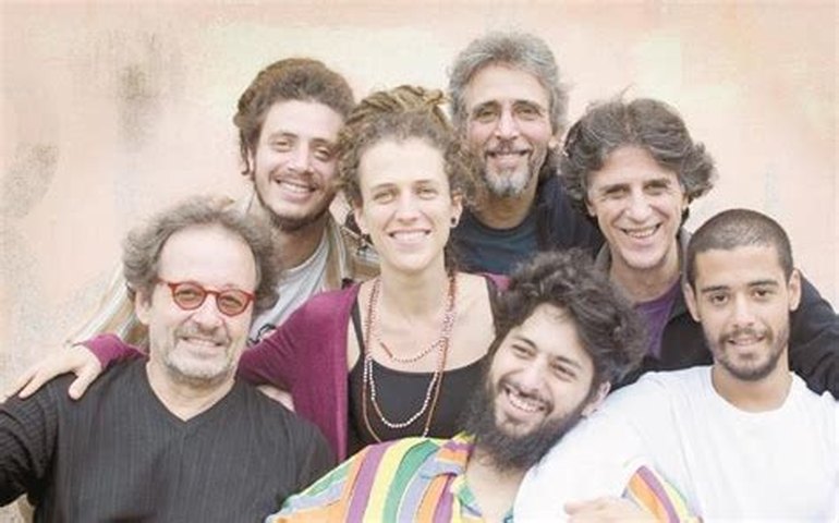 No palco, a reunião da família Ramil