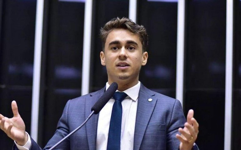 'Para impedir parlamentar de falar é sempre tudo muito rápido', diz Nikolas sobre decisão da Câmara