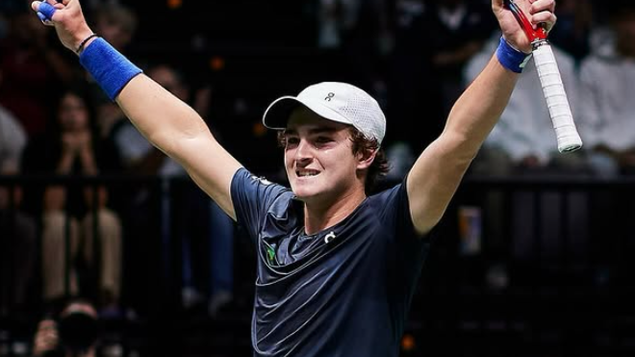 João Fonseca se garante no Next Gen Finals em seu 1º ano no circuito profissional de tênis