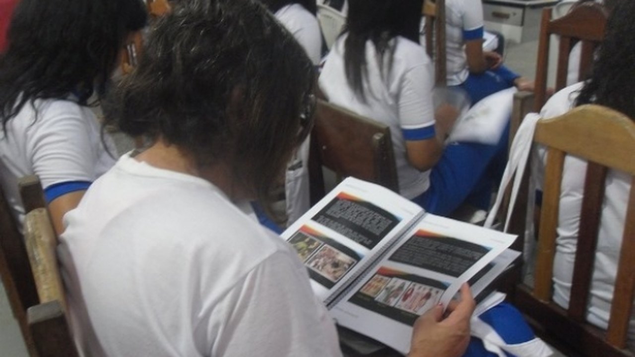 Reeducandos recebem cursos de capacitação no sistema prisional