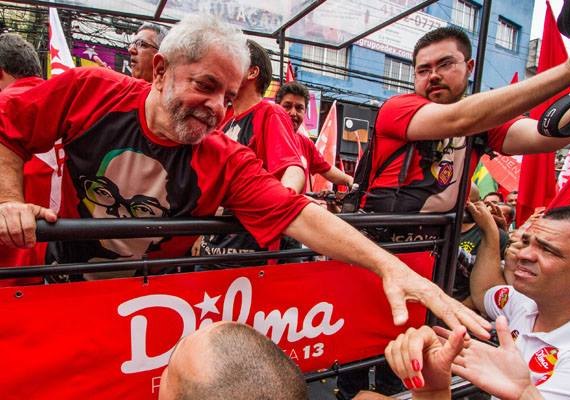 TSE multa campanha de Dilma; Gilmar Mendes ataca ex-ministro da Comunicação