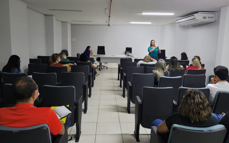 Saúde discute estratégias para avanços no atendimento da Rede de Atenção Psicossocial de Maceió