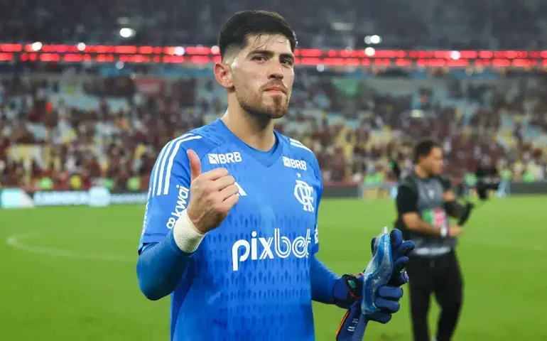 Rossi quebra recorde histórico de invencibilidade no gol do Flamengo