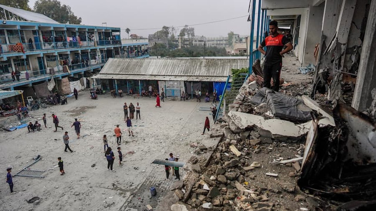 Israel justifica ataque contra escola da ONU em Gaza e lista 17 supostos terroristas mortos