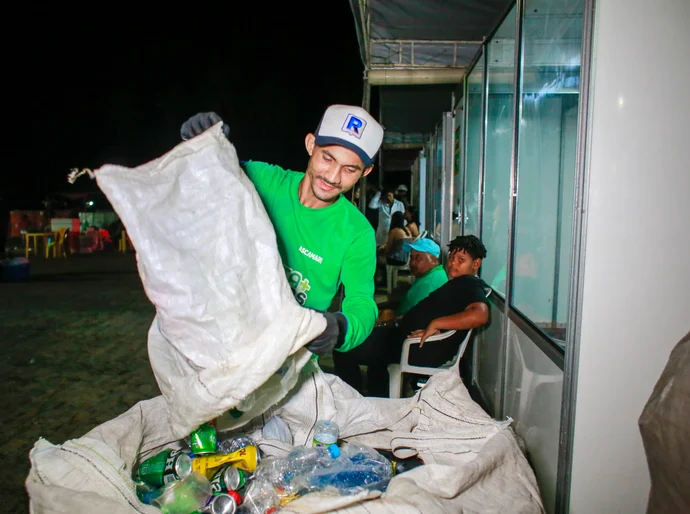 Ascamare arrecada cerca de 700 quilos de materiais recicláveis nos 2 dias de evento do Coruripe Arretado