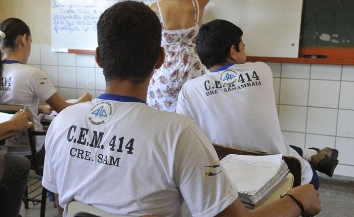 Sindicatos da categoria vão pressionar prefeitos pelo reajuste salarial