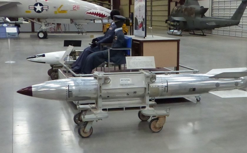 EUA anunciam a criação da nova bomba nuclear B61-13 (FOTO)