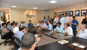 REUNIÃO EMPRESÁRIOS E PREFEITO
