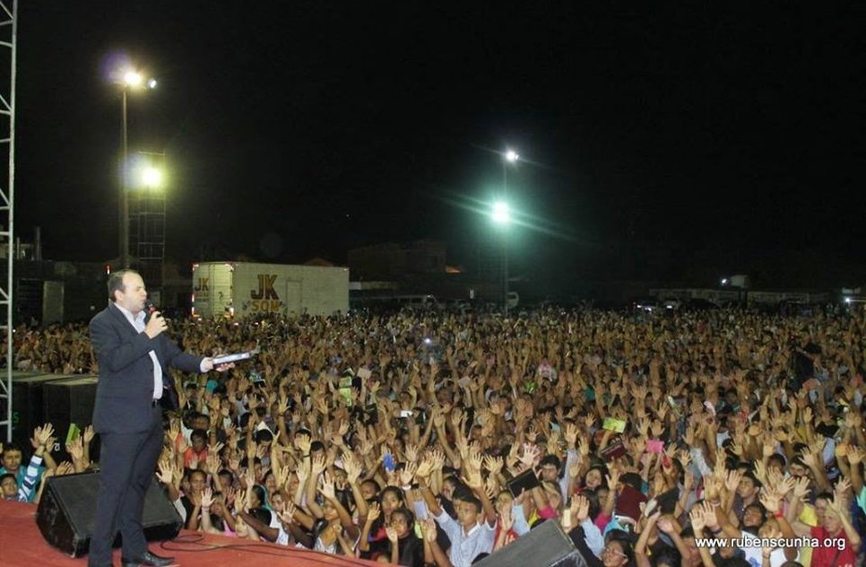 Cruzada com o Evangelista Rubens Cunha - Foto: Divulgação