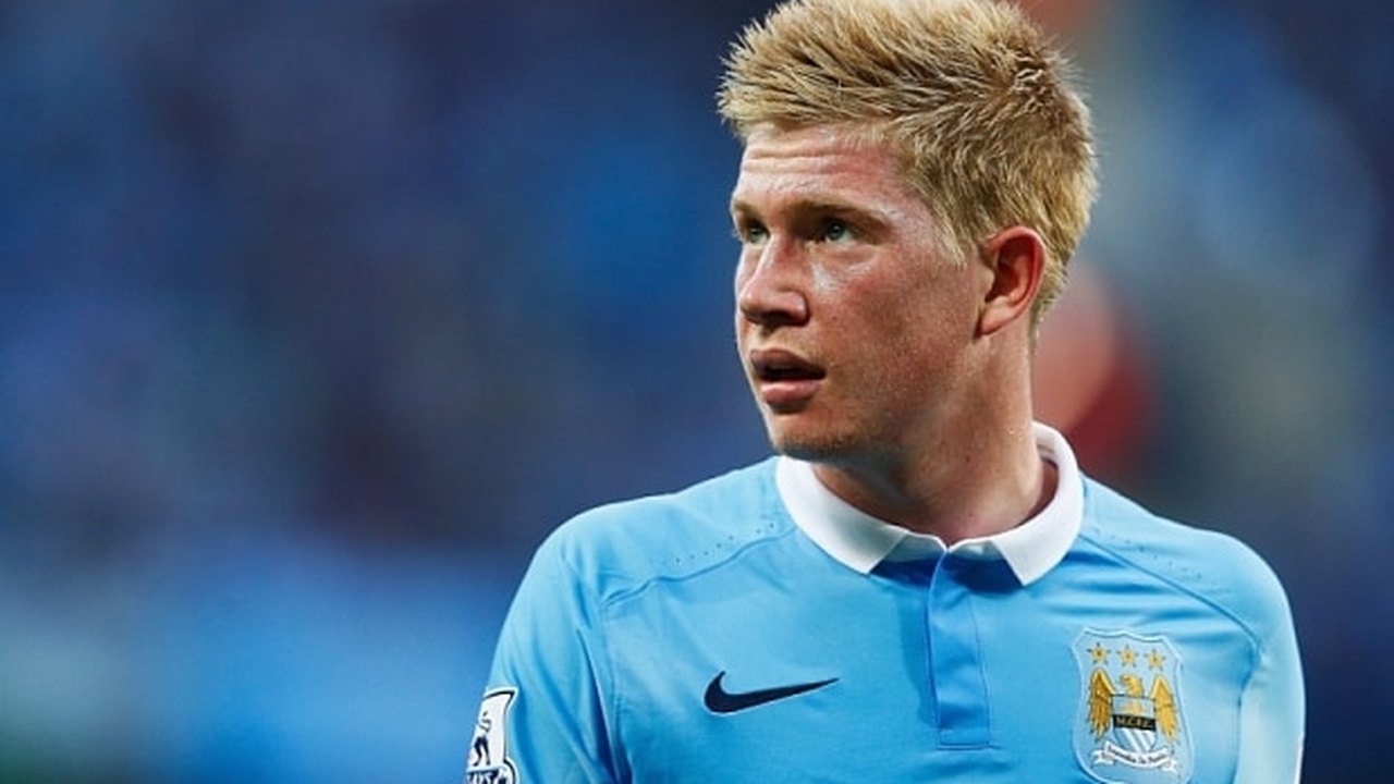 Kevin de Bruyne marca de falta e Manchester City dorme na liderança do Inglês