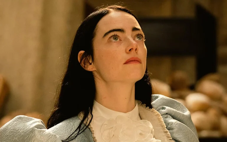 Filme peculiar que deu o Oscar a Emma Stone está no streaming