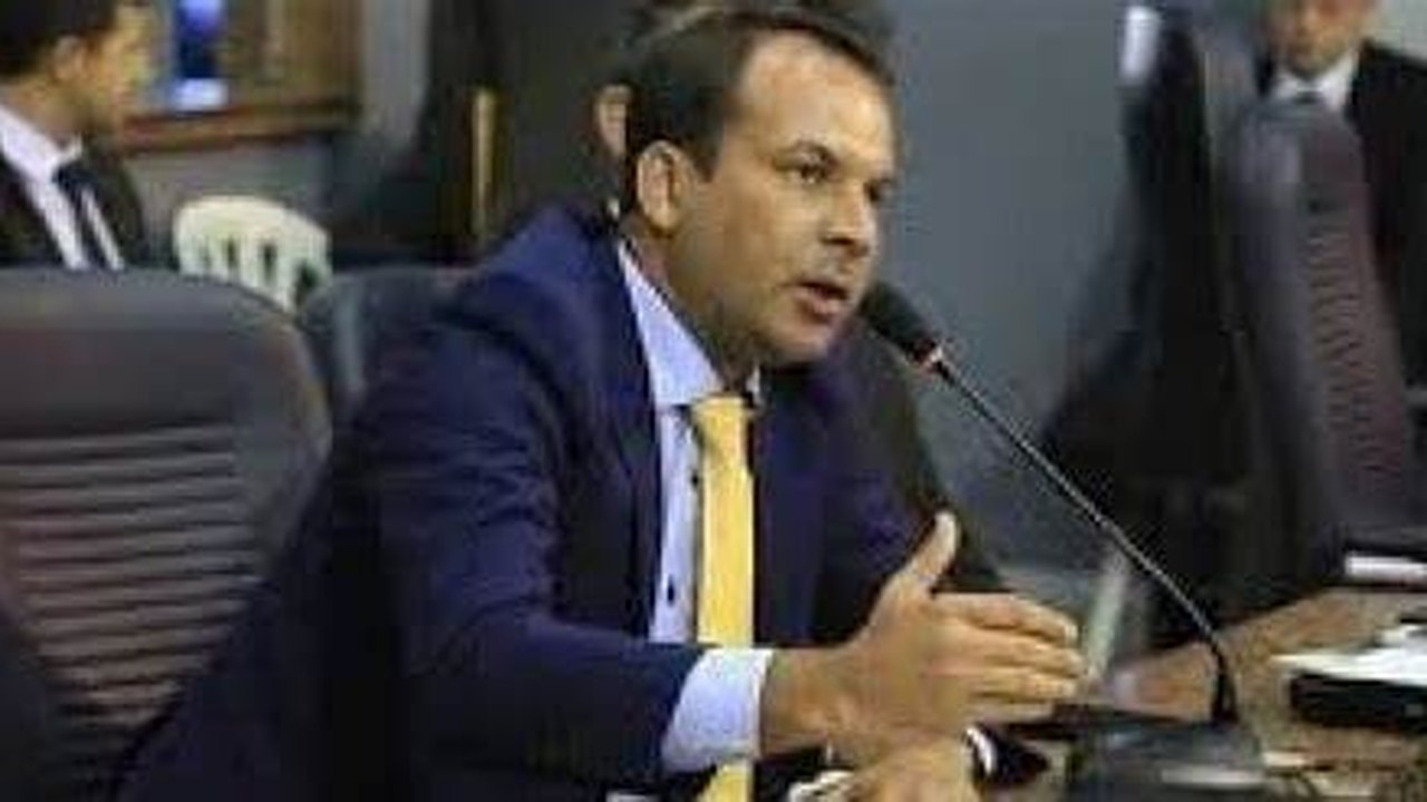“Quem protege tanto essa Satanás ?”, questiona vereador, ao se referir à Braskem em sessão na Câmara