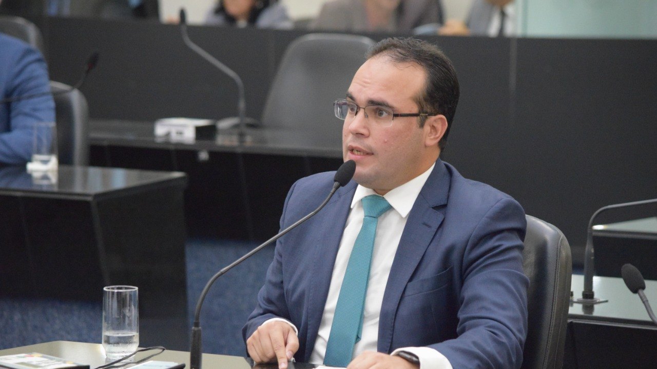 Gestão da UPA deverá esclarecer circunstâncias da morte de paciente com Coronavírus na ALE