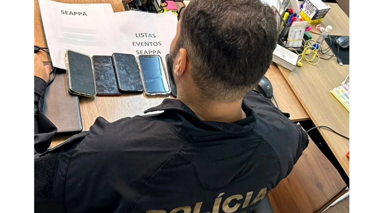 Deputado do Rio é alvo da PF por suspeita de fraudes