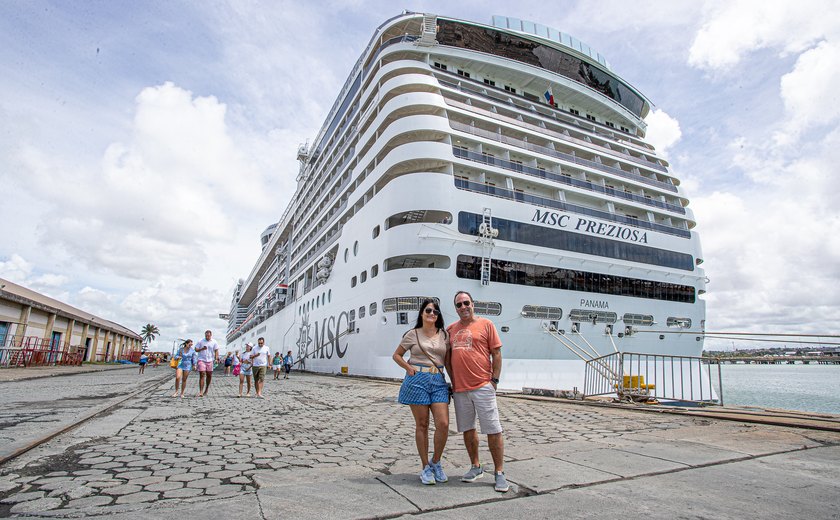 Cruzeiro MSC Preziosa chega a Maceió com mais de três mil turistas brasileiros e estrangeiros