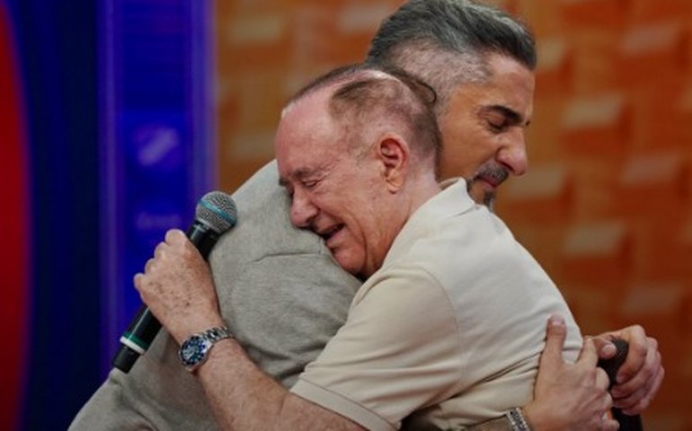 Marcos Mion é criticado após homenagem a Renato Aragão no Caldeirão