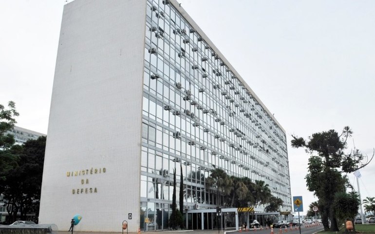 Defesa lidera verbas para investimentos