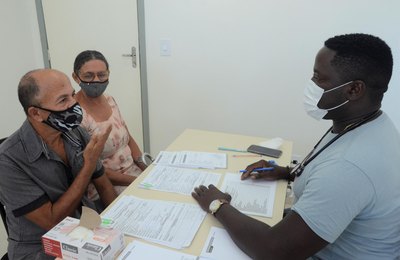 Clínica da Família completa um mês e registra 1.043 atendimentos no Benedito Bentes