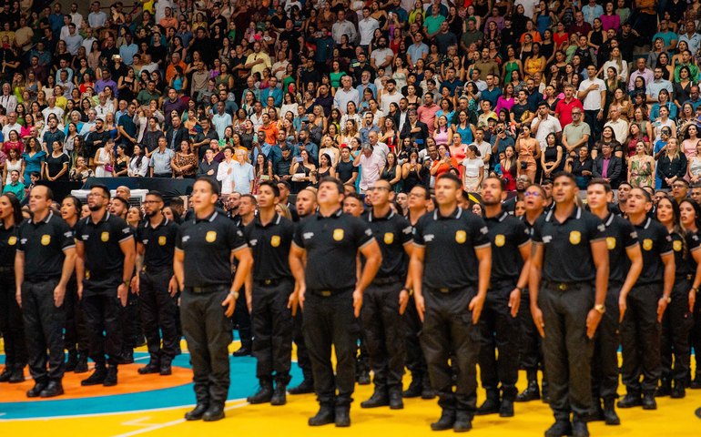 Segurança de Alagoas é reforçada com formatura de 300 novos policiais civis