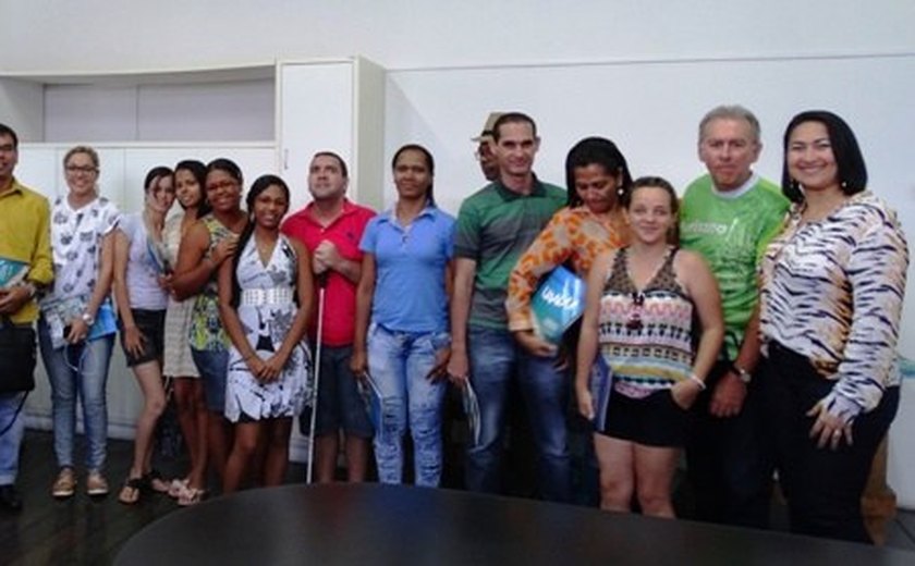 Setur recebe estudantes de Sergipe para conhecer modelo de gestão