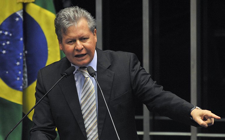 Pré-candidatos do PSDB buscam distanciamento de Bolsonaro e apostam em economia