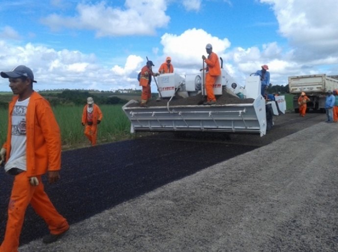 Governador confere obras de rodovias na região Sul, nesta sexta (15)