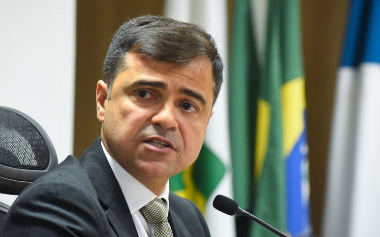 Sandoval Feitosa toma posse como diretor-geral da Aneel
