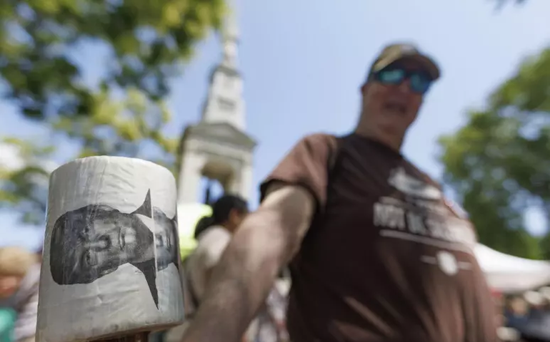 Manifestações anti-Trump tomam conta dos EUA neste sábado