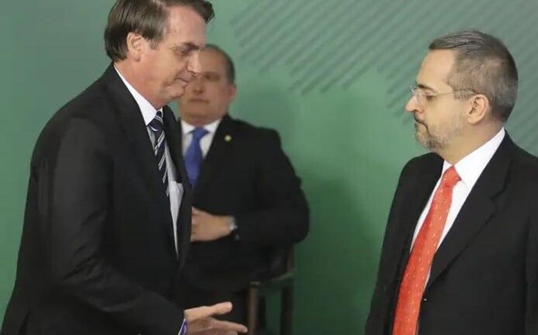 'Fui muito otário', diz ex-ministro de Bolsonaro após ex-presidente chamar apoiadores de 'malucos'