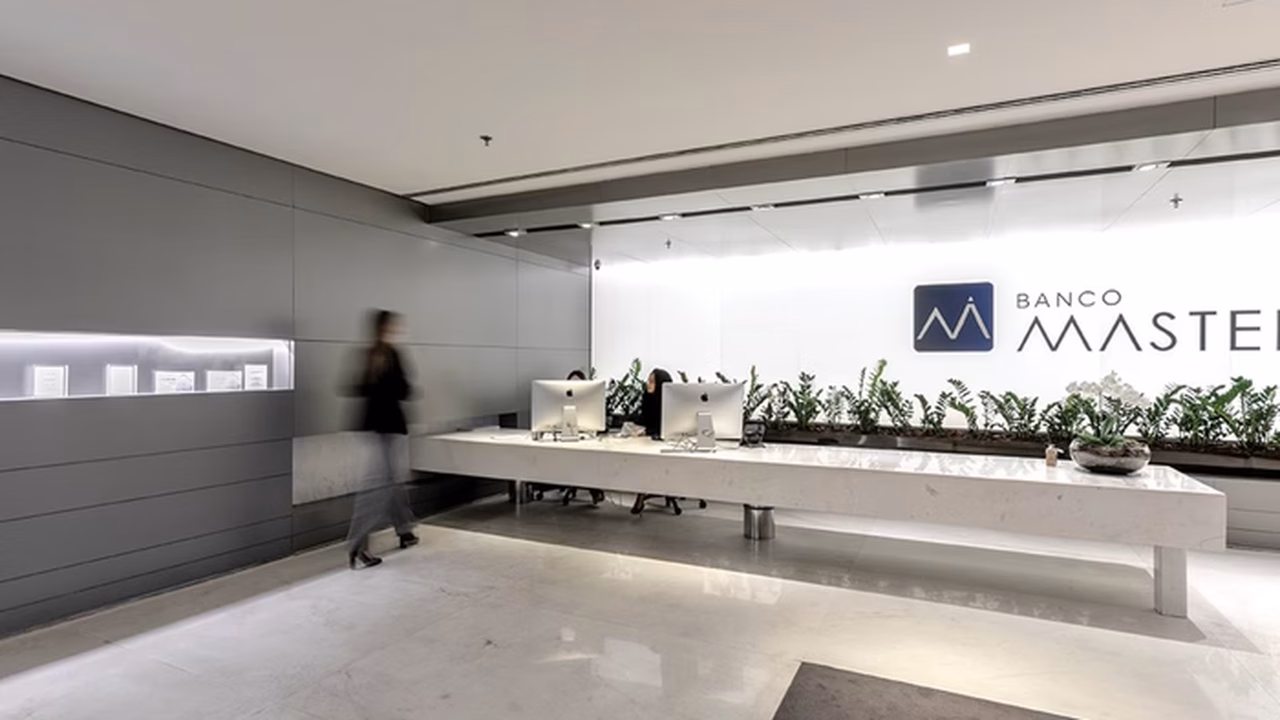 Banco Master nega irregularidades em transações com BRB e diz que venda segue rito normal