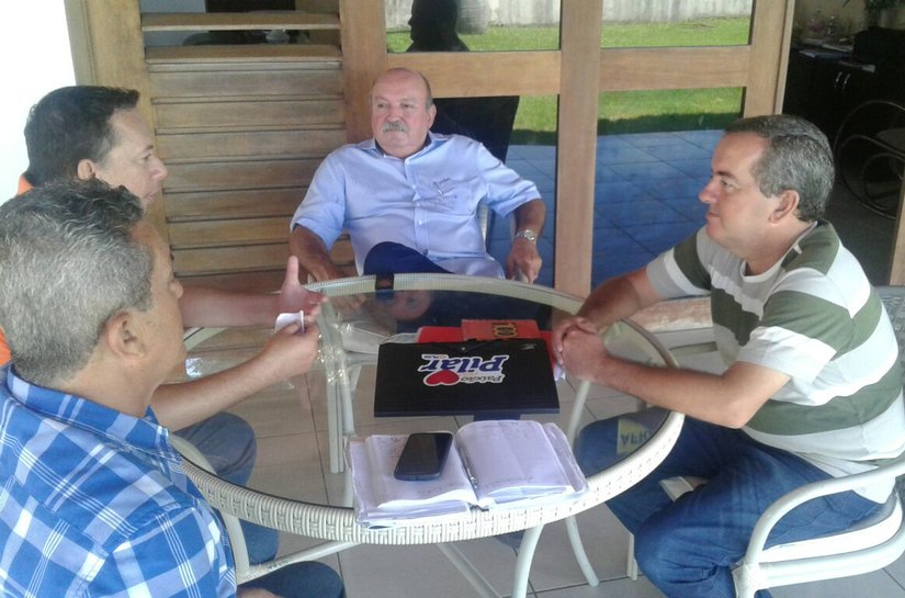 Prefeito de Pilar se reúne com presidente da liga de quadrilhas juninas