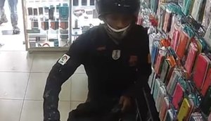 Homens armados invadem e roubam loja de celulares em Capela