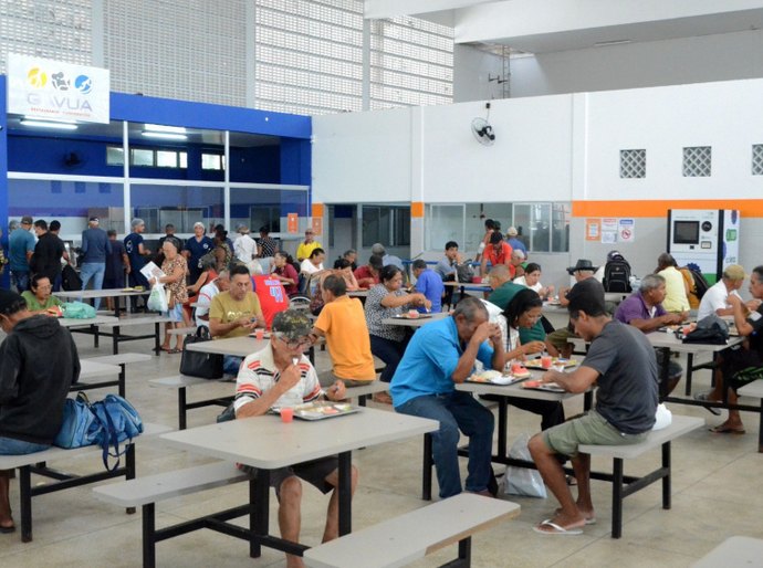 Restaurante Popular do Centro terá, nesta quinta (17), cardápio especial de Páscoa