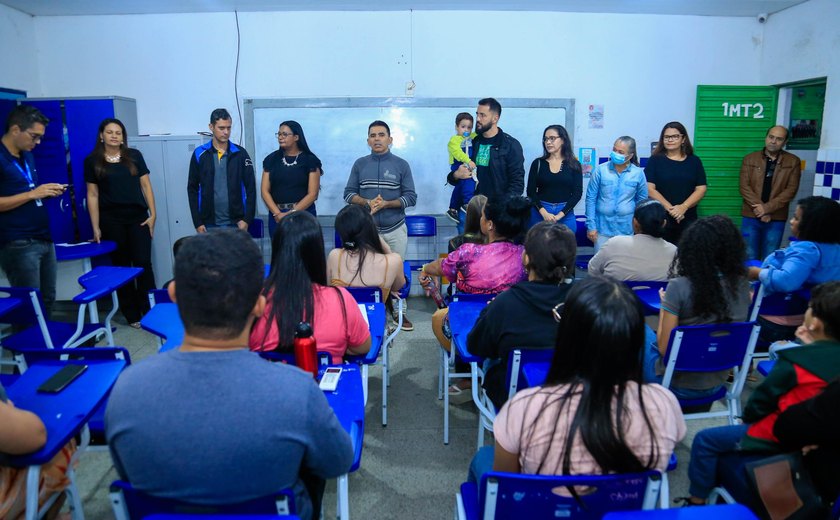 Centro Estadual de Idiomas tem aula inaugural em Arapiraca