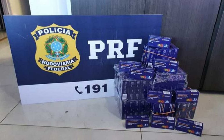 Hidroxicloroquina começa a ser contrabandeada no Brasil