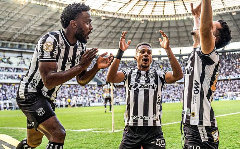 Santos perde para o Ceará no Brasileirão em jogo com graves falhas defensivas