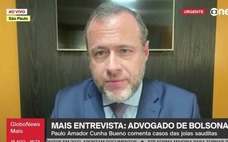 Advogado nega que Bolsonaro tenha recebido dólares de Mauro Cid pela venda de joias e relógios