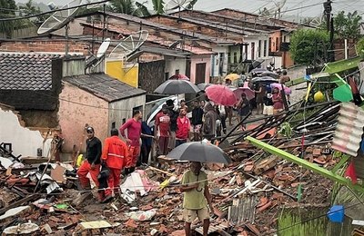Prefeitura de Penedo atualiza panorama de ações relacionadas aos impactos das chuvas