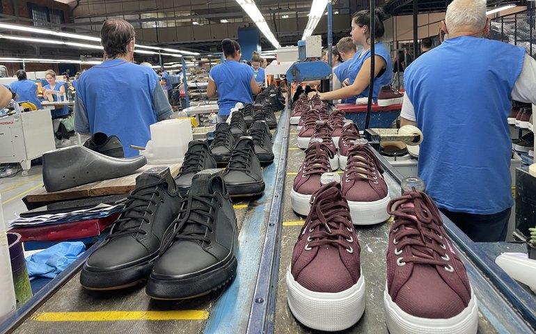 Abicalçados: Importações de calçados crescem 35% em receita de janeiro a agosto