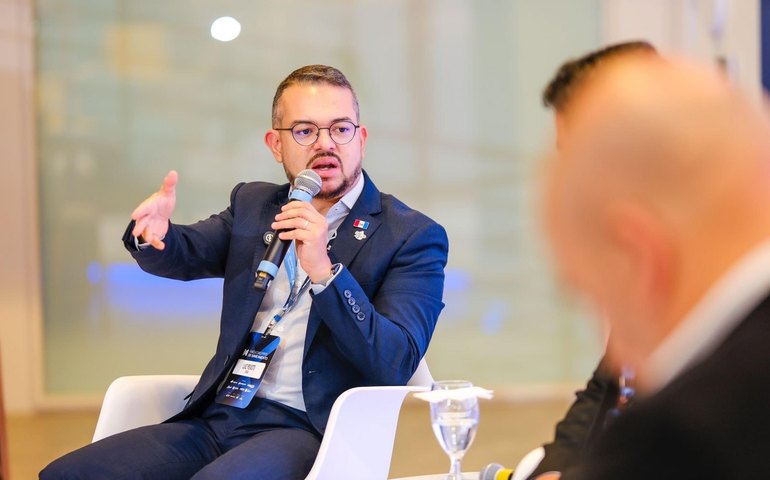 Presidente da Casal representa Alagoas em evento nacional sobre PPPs de Saneamento