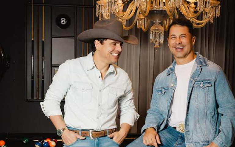 “Dois Violões”: Hugo Pena & Gabriel gravam projeto acústico com inéditas