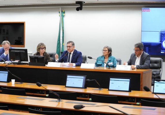 Cientistas defendem combate ao desmatamento e ao fogo para evitar o “ponto de não retorno” na Amazônia