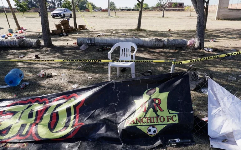 México investiga ataque em campo de futebol que matou pelo menos 11 pessoas