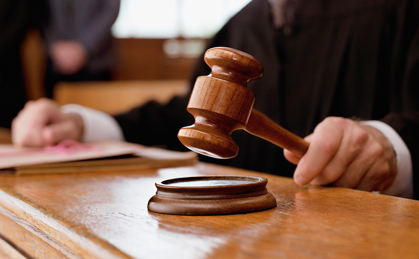 Advogados enfrentam sanções por citações falsas criadas pelo ChatGPT