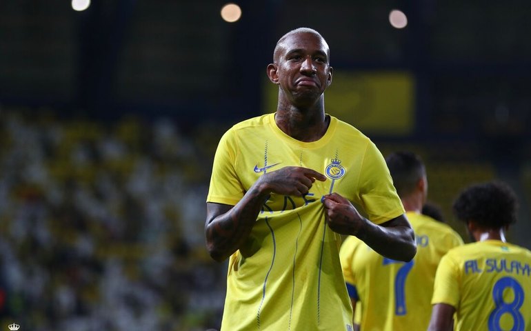 Mesmo titular e de contrato renovado, Talisca pode deixar o Al-Nassr rumo ao Catar